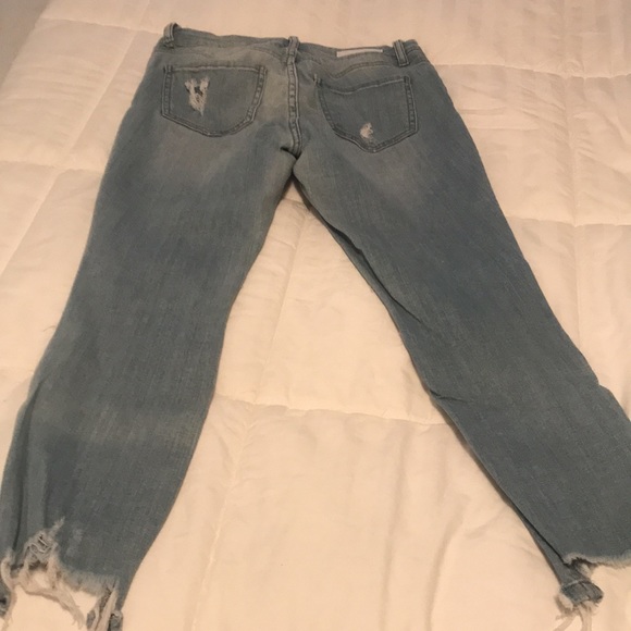 Jeans - Picture 2 of 4